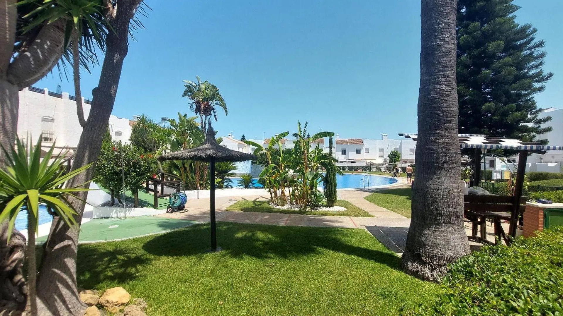 Awesome Home In Chiclana De La Frontera With Wifi 0*,  スペイン