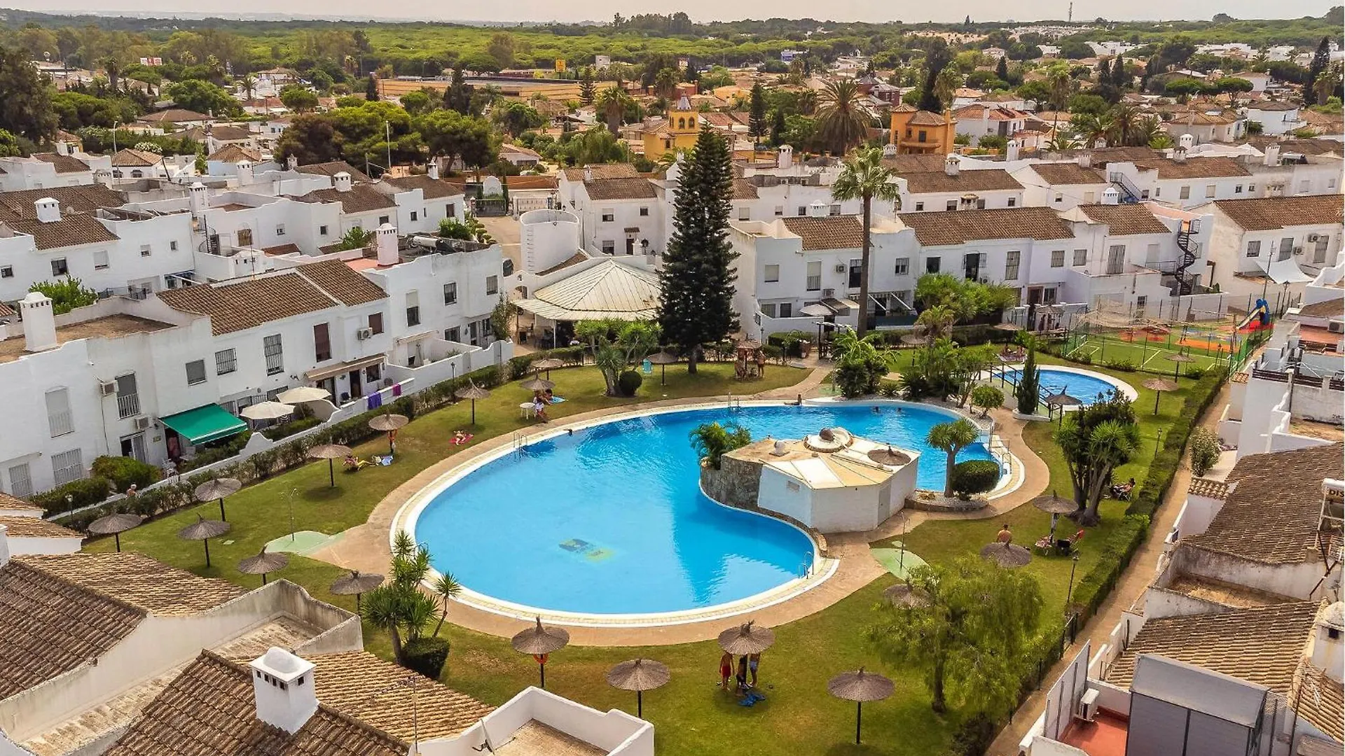 別荘 Awesome Home In Chiclana De La Frontera With Wifi